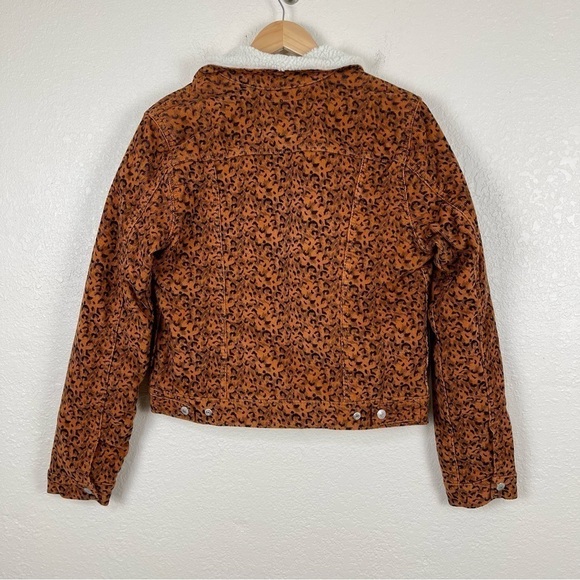 Levi’s Leopard Print Sherpa Tucker Jacket Size Medium Women IRREGULAR - Picture 10 of 15